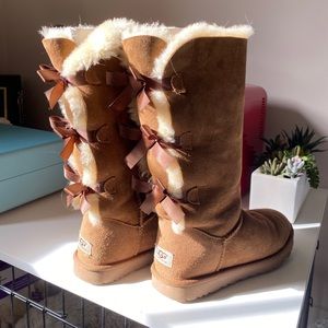 Ugg Bailey Bow Tall 2 Boots